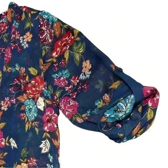 KUT from the Kloth blue floral blouse (approx. size M see measurements) - Picture 5 of 6